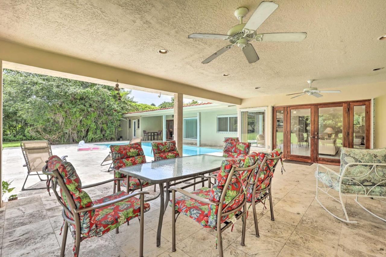With Pool In Upscale Pinecrest Village Casa de férias Miami
